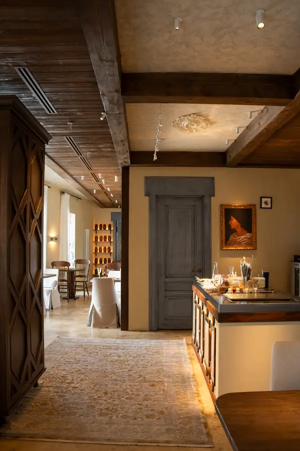Chef at Medeu, Restaurant, Photography, interior image 13