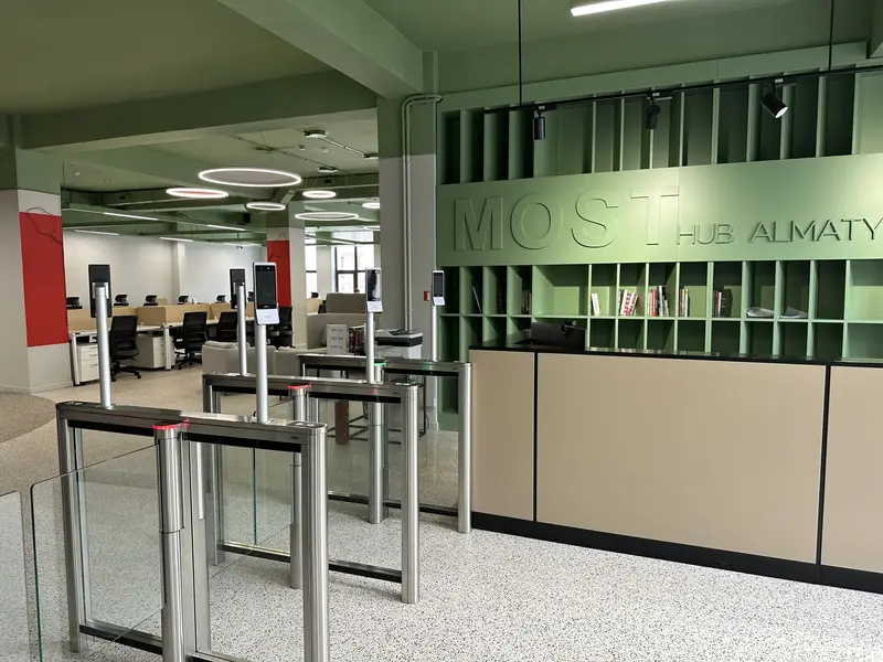 MOST IT Hub, Office, interior image 5